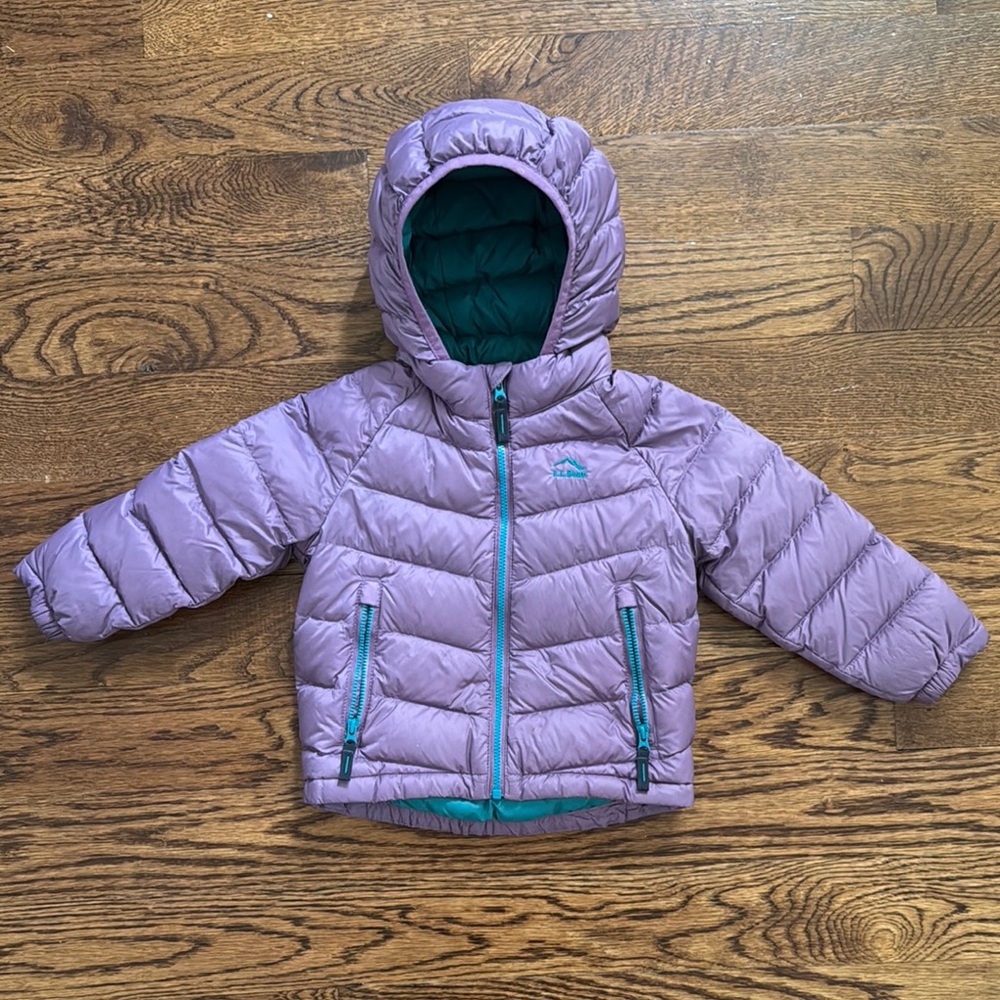 L.L. Bean Toddler Girl 2T 650 fill down coat in Light Purple with Teal Accents